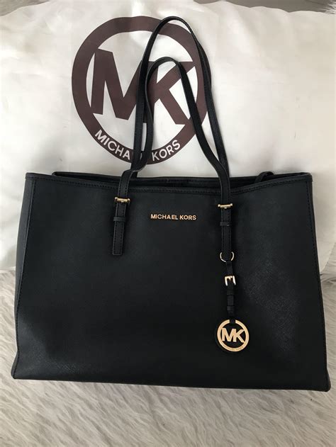 michael kors tas 2e hands|Michael Kors bag indonesia.